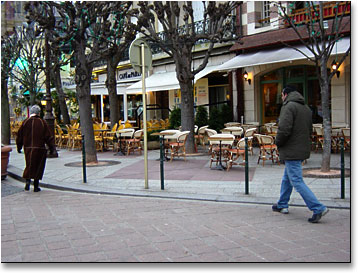 Left: Café de Paris, right: another Café